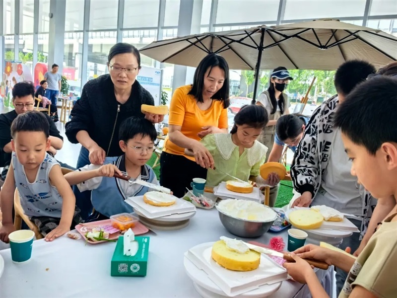 【凯发k8天生赢家一触即发车友家庭日系列活动第10期】母亲节蛋糕手作沙龙#11338